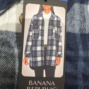 Banana Republic/soft brush flannel shacket w/ side & chest pockets.